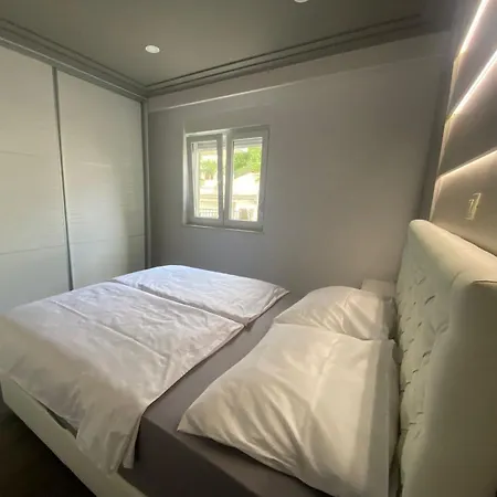 Modern New In شقة ماكارسكا