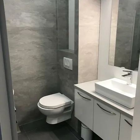 Modern New In شقة *