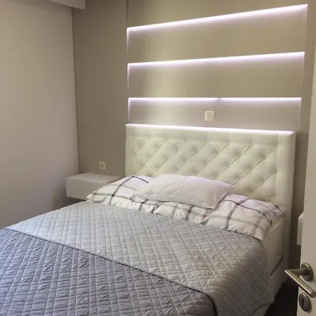 Modern New In * ماكارسكا